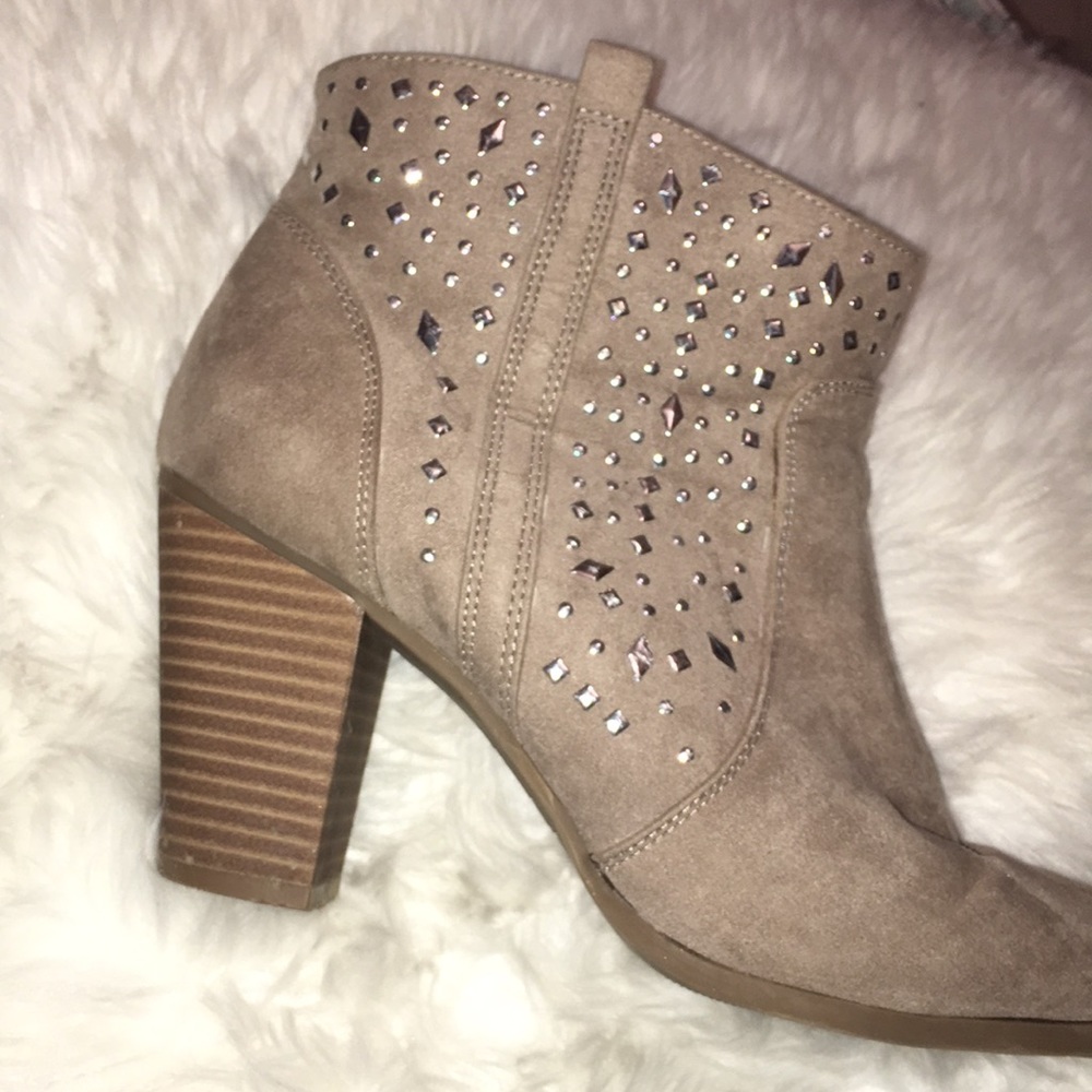 Tan sparkly boots